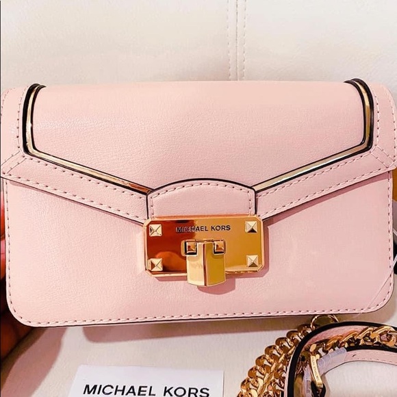 Michael Kors Kinsley 2-in-1 crossbody - Picture 2 of 6